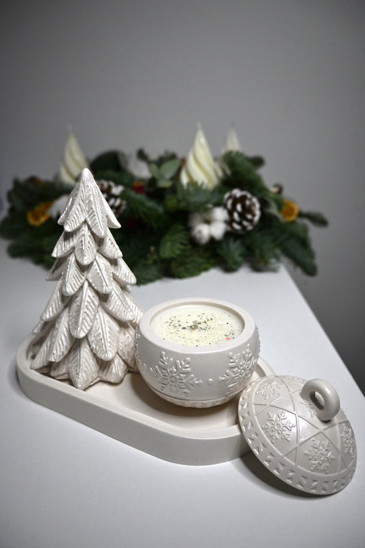 sada "Jedlička s vianočnou guľou  na podnose"